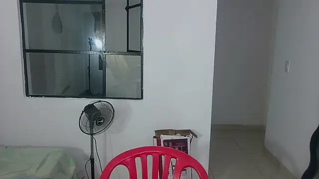 Mostrona_hairy 现场XXX聊天