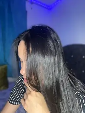 MadisonYoung000 webkamerás műsora
