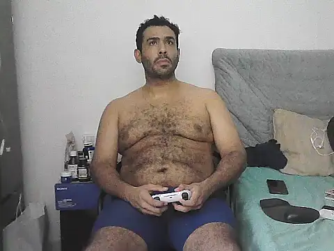 alphalatinobearx webcam show