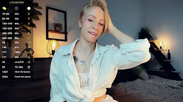 Онлайн чат XXX JanettePerro