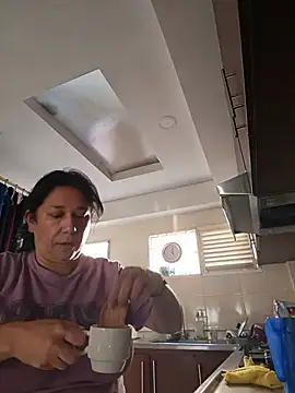 Chat +18 de Avril_xxx ao vivo