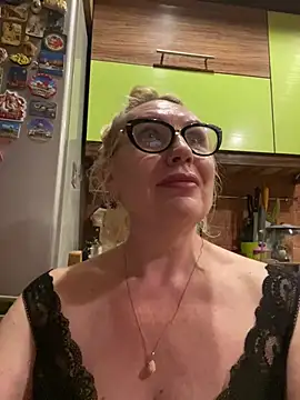 OliviaDancequeen's Live XXX Chat
