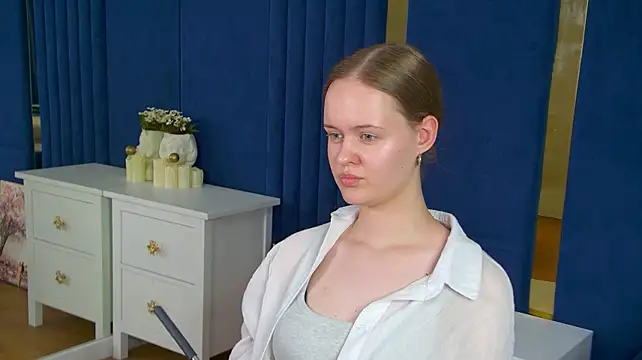 AdaRune live XXX chat
