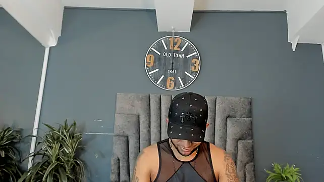 XXX chat uživo modela Robin_Rief