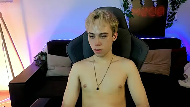 Yan_Cat webcam show