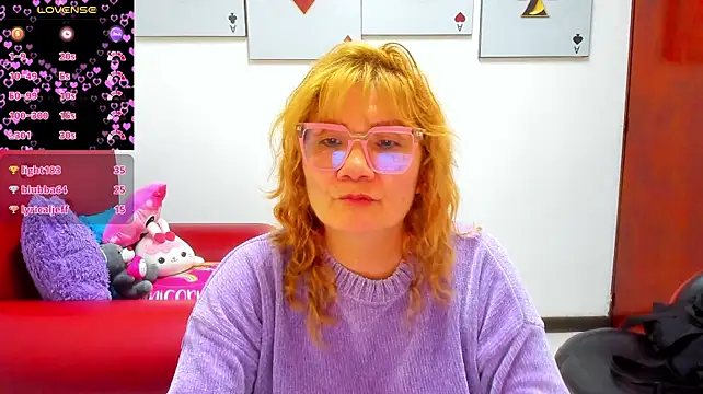 XXX chat uživo modela Salomeediaz_