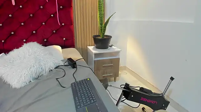 دردشة Eva-Lonx الجنسية المباشرة