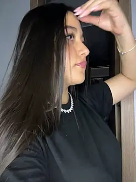 Chatroom XXX en direct de Nhefertary