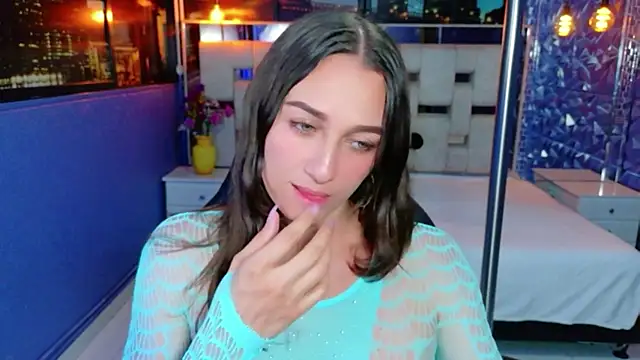 Megan_Rai Adlı Modelin Canlı XXX Sohbeti