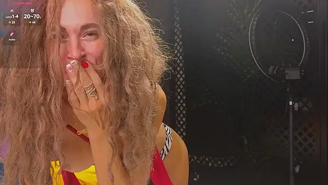 AliceWorthington's Webcam Show
