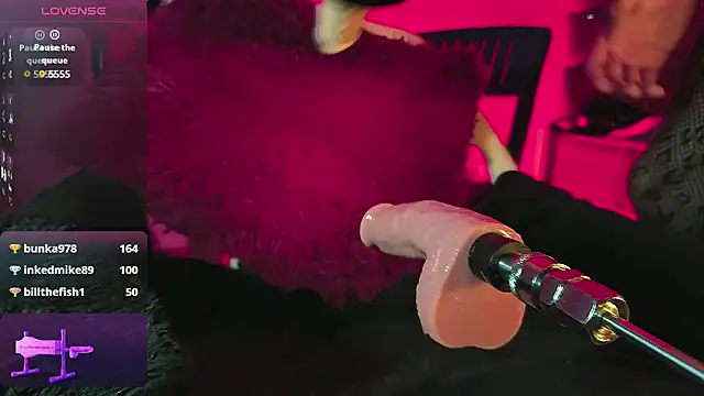 SEXYTRAV18 – Naživo XXX chat