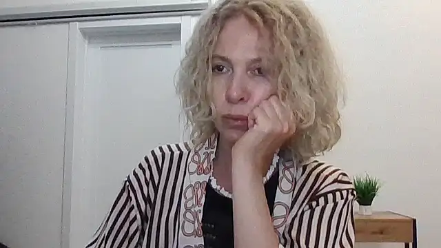 Vireliabo's Live XXX Chat