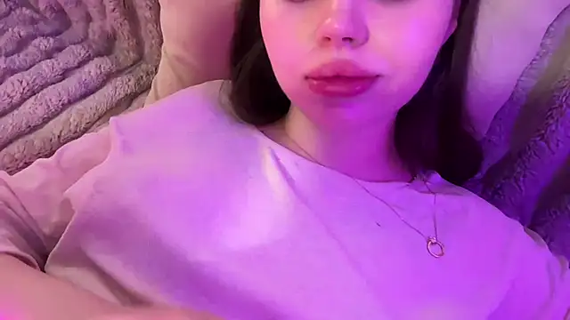 AlmaryKim Adlı Modelin Web Kamerası Şovu