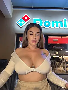 IsabellaEtthan's Webcam Show