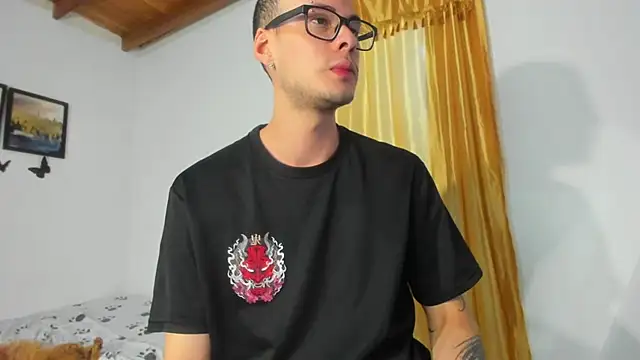 دردشة Vlad__night الجنسية المباشرة