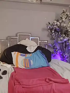 Sirenyrouss Chat XXX in diretta