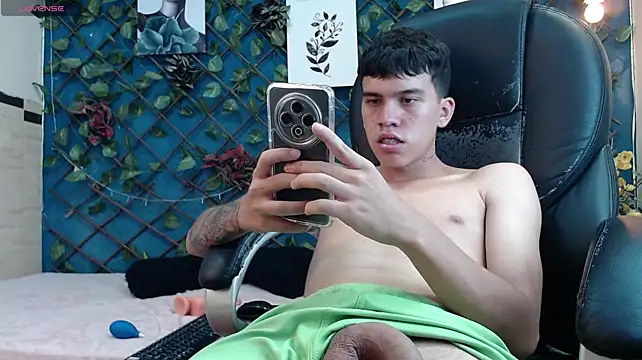 jac_cox's Live XXX Chat