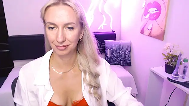 Cute_Smile_Shy live XXX chat
