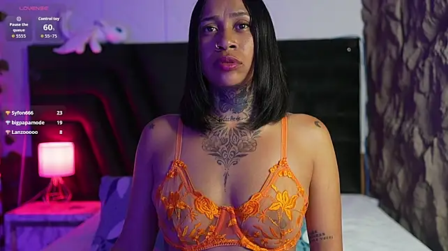 Chat XXX ao vivo de cattaleeyaa