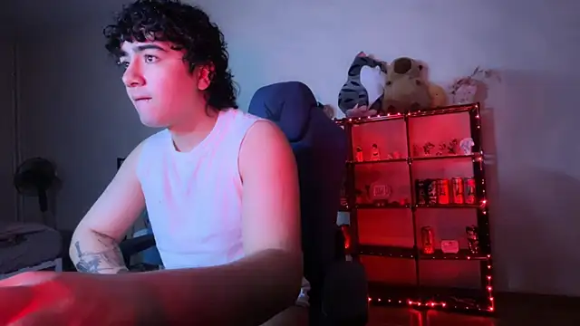 _ELIGOS_'s Webcam Show