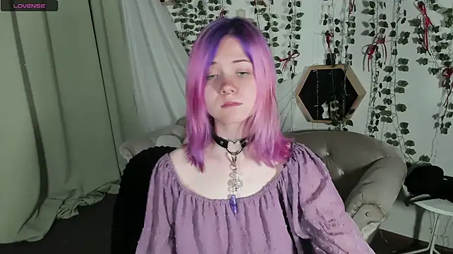 צ'אט XXX בשידור חי של Miiu_miiu
