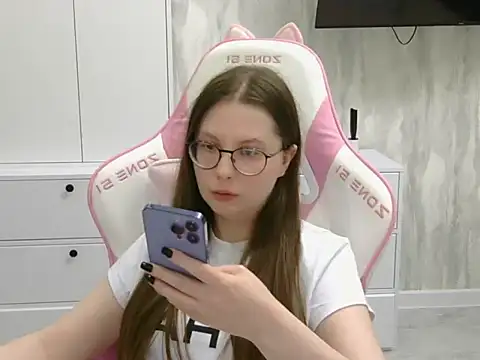 Živý XXX chat Elvirada