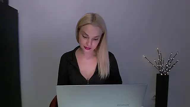 Lia_noo_regrets Live XXX-chat