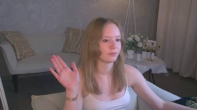 MavliHariri Adlı Modelin Canlı XXX Sohbeti