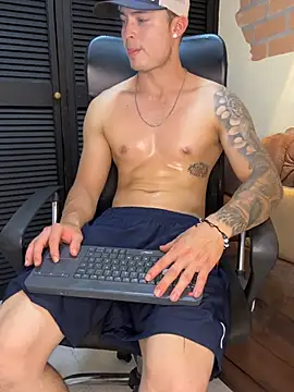Alexander_ferre Chat XXX in diretta