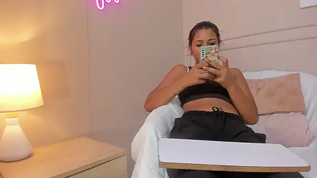 _martina_x Chat XXX in diretta