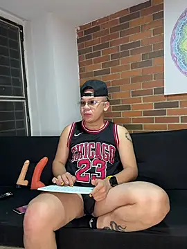 kuyp34 live XXX chat