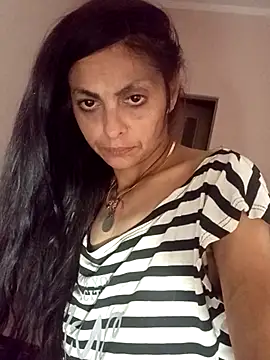 دردشة ChantalXOrchid الجنسية المباشرة
