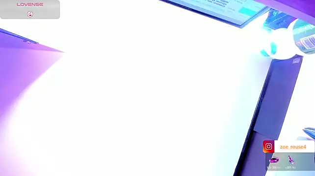 zoee_rose 现场XXX聊天