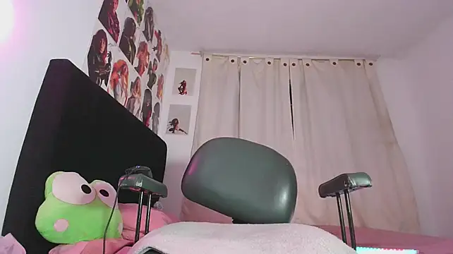 cassidy_blossom's Webcam Show