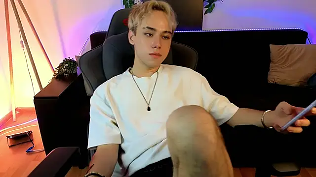 Yan_Cat's Live XXX Chat
