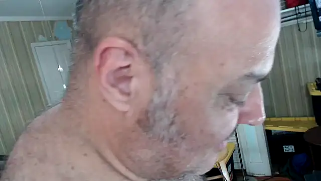 Show Webcam de bullmusclejoe