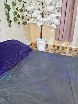 צ'אט XXX בשידור חי של ScentingToluene