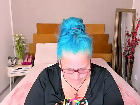 XXX chat uživo modela Sugarmommy_69X