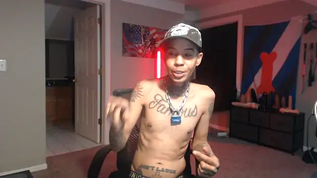 Michigan9000 Chat XXX in diretta