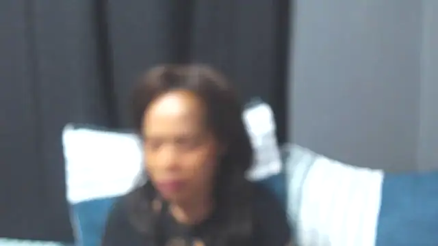 XXX chat uživo modela Barbieliciousxxx