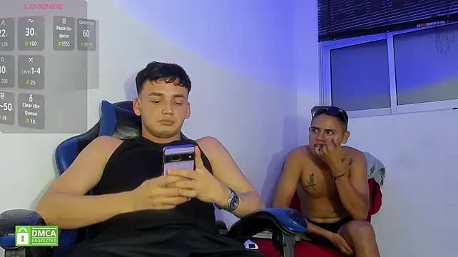 عرض كام BDSMRoom_Latins