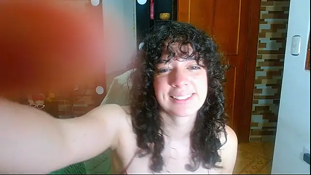 sajecrismaa's Live XXX Chat