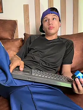 عرض كام Dominik_Souza