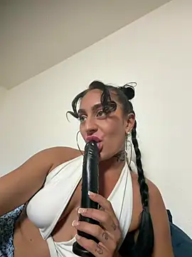 AyshaShirin's Webcam Show