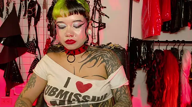 แชท XXX สดของ irregular_fetish_