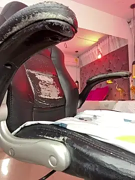 XXX chat uživo modela Auri__