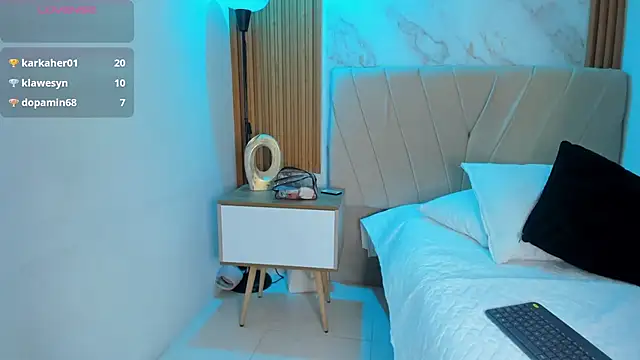Chat XXX Live j_belle_