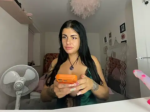 MamaPeach's Webcam Show