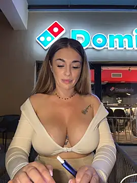 Chatroom XXX en direct de IsabellaEtthan