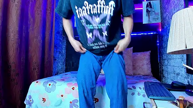 ElanGiraldo Show Webcam